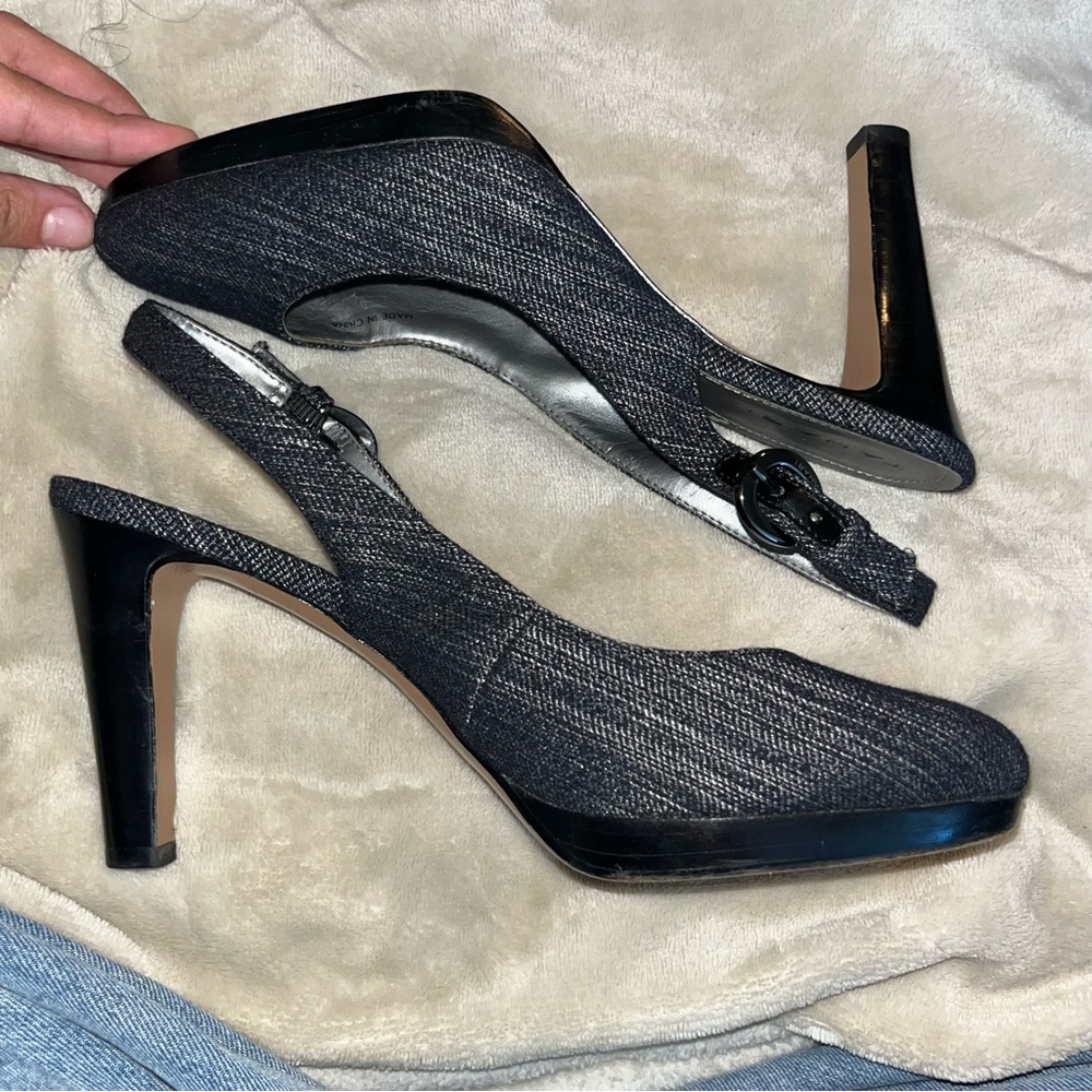 Tahari heels